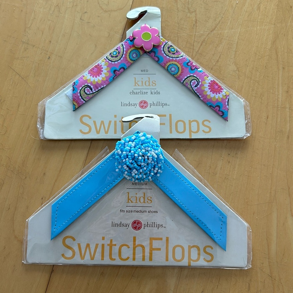 New with tags, Lindsey Phillips switch flops